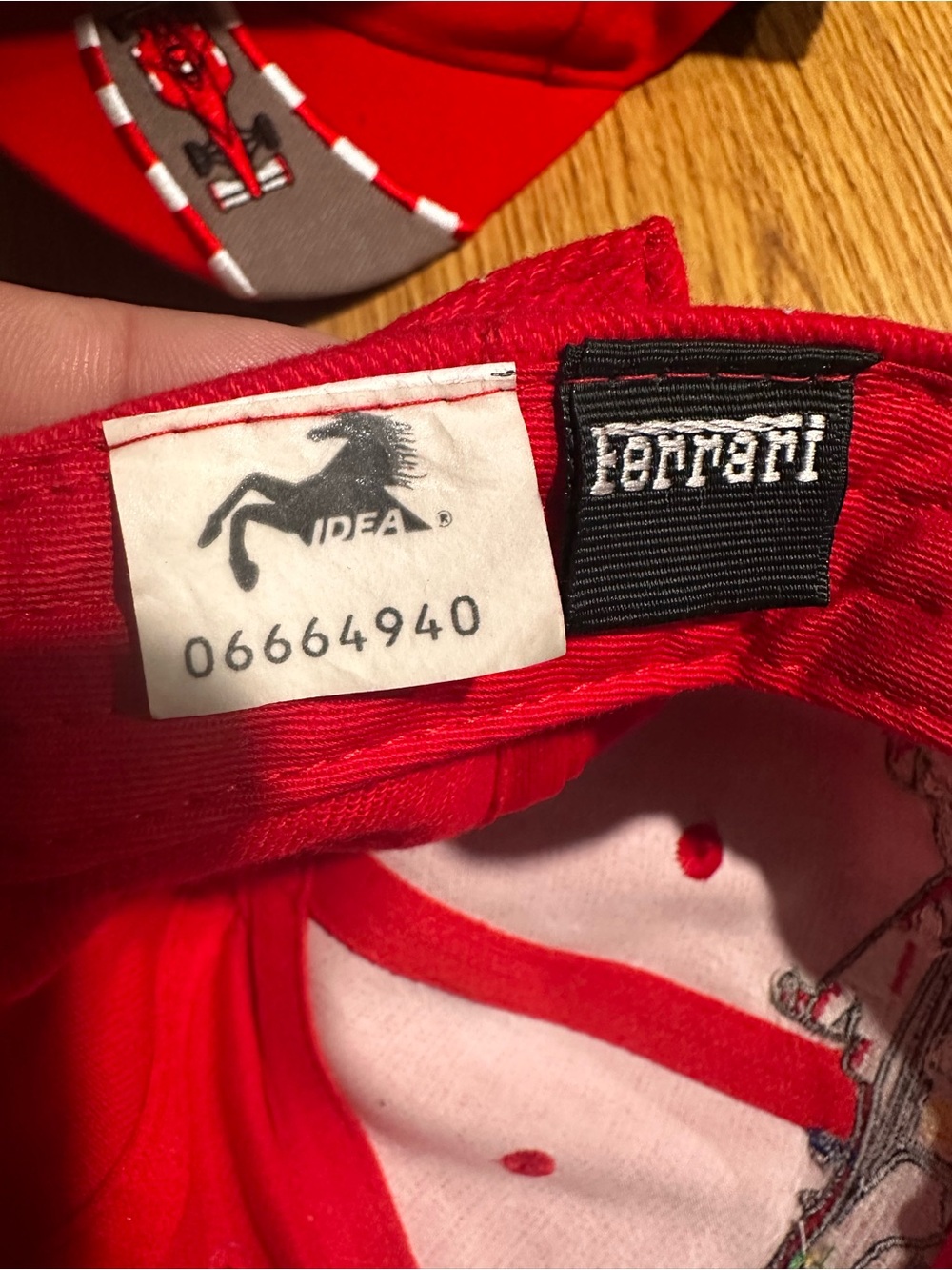 Ferrari Red Kids F1-2001 Embroidered Racing Cap - Picture 7 of 7